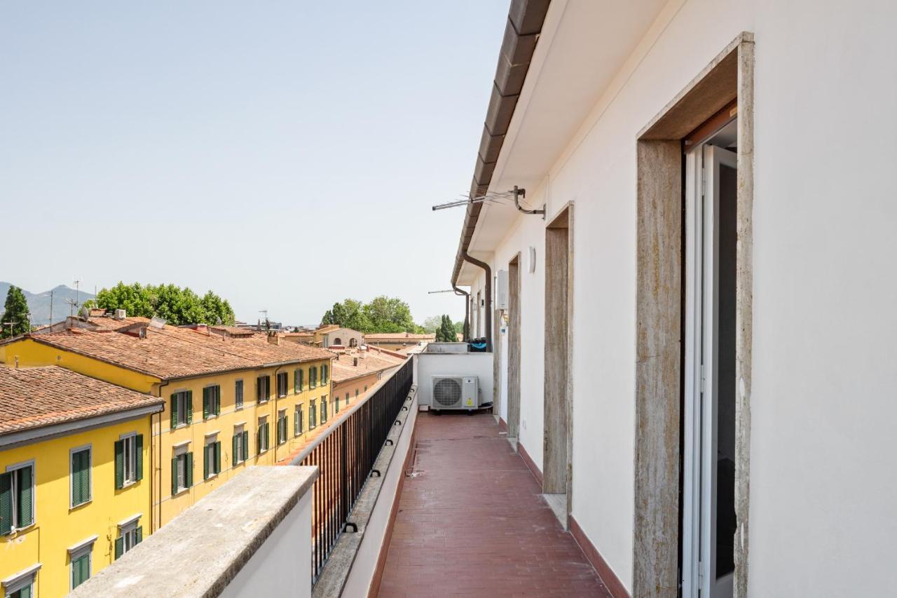 Modern Attics With Balconies And Panoramic View Pisa Exterior photo